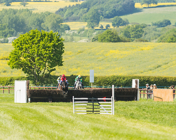 Edgcote Races