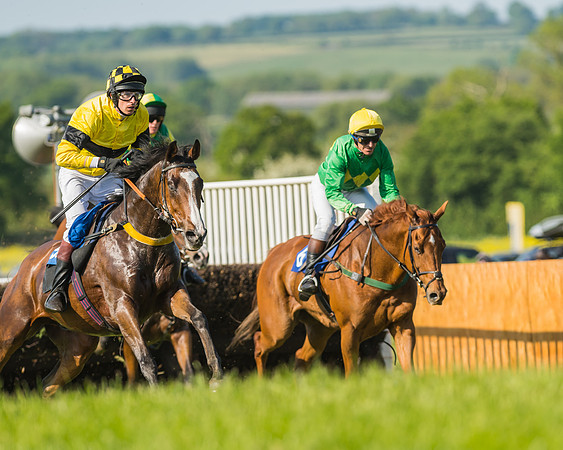 Edgcote Races