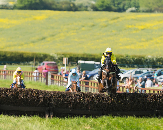 Edgcote Races