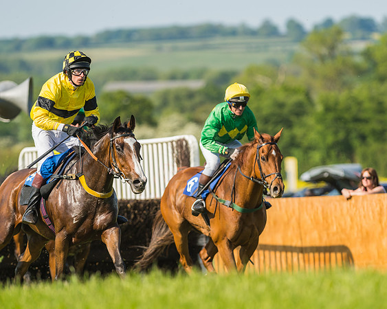 Edgcote Races