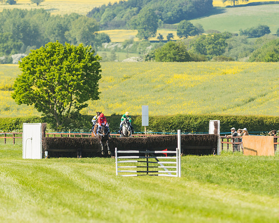 Edgcote Races
