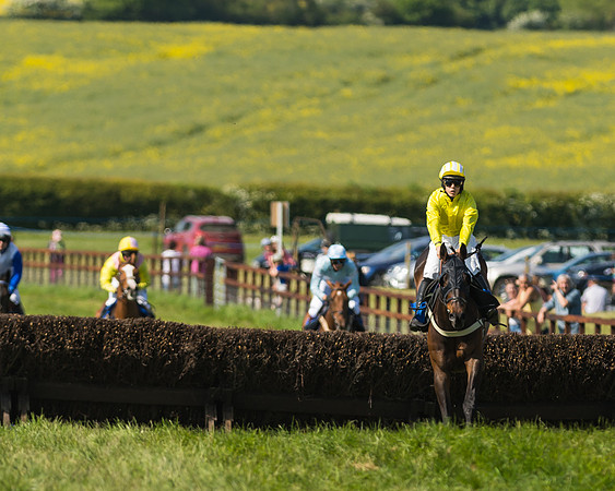 Edgcote Races