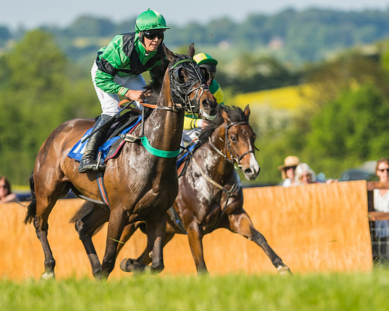 Edgcote Races