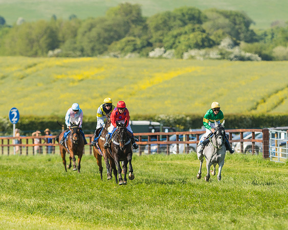 Edgcote Races