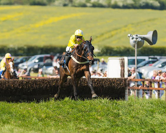 Edgcote Races