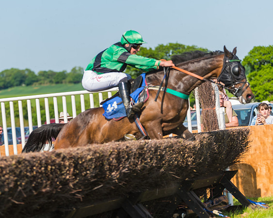 Edgcote Races