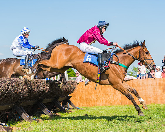 Edgcote Races