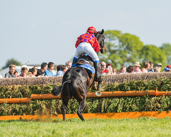 Edgcote Races