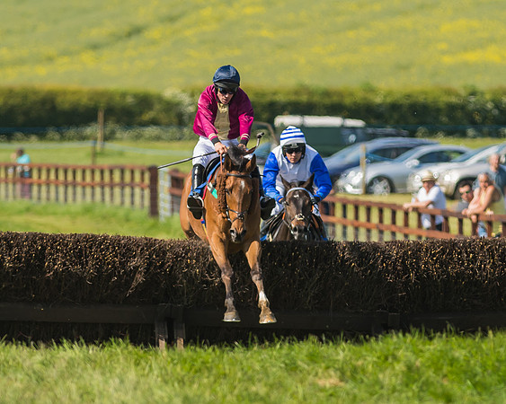 Edgcote Races