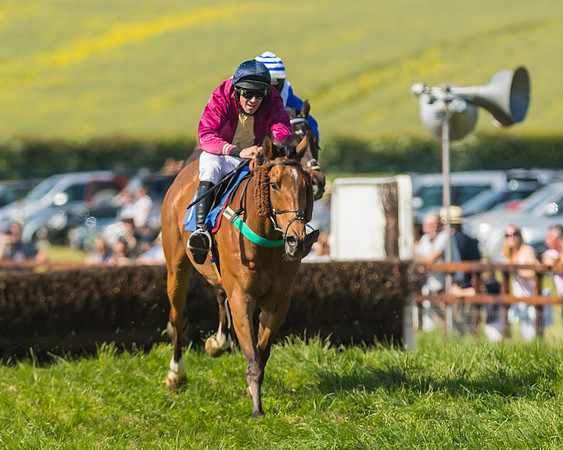 Edgcote Races