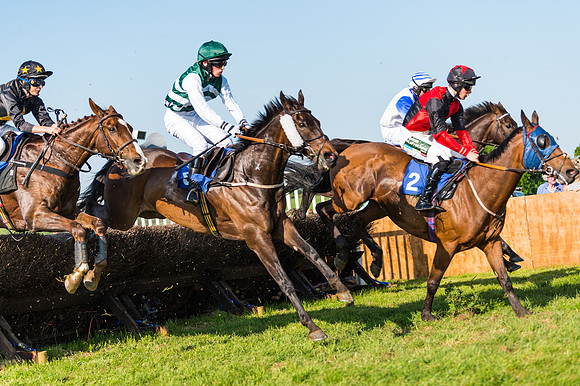 Edgcote Races