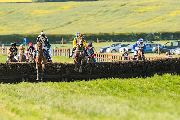 Edgcote Races