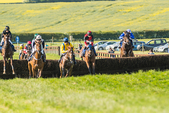 Edgcote Races