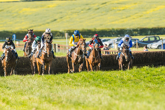Edgcote Races