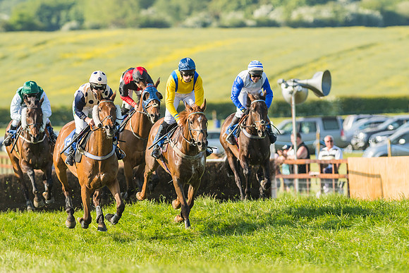 Edgcote Races
