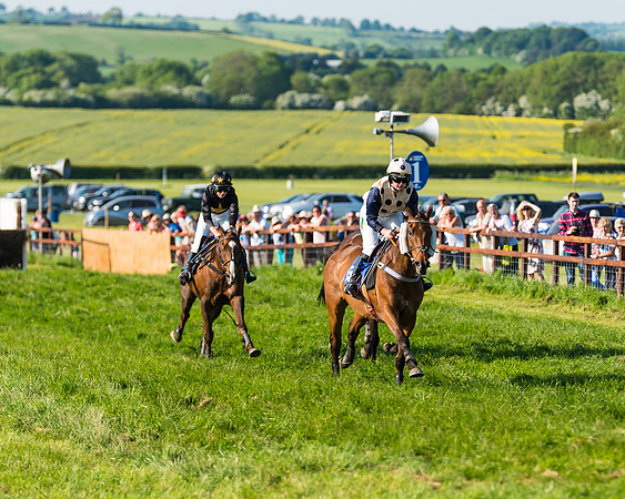 Edgcote Races