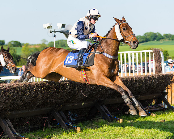 Edgcote Races