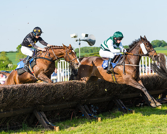 Edgcote Races