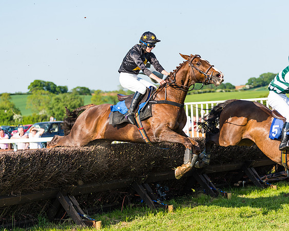 Edgcote Races