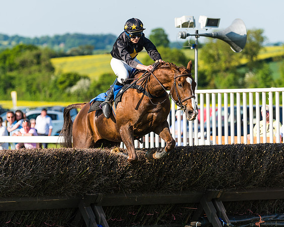 Edgcote Races