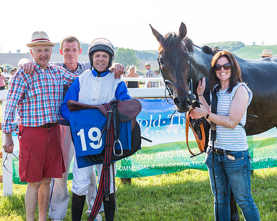 Edgcote Races