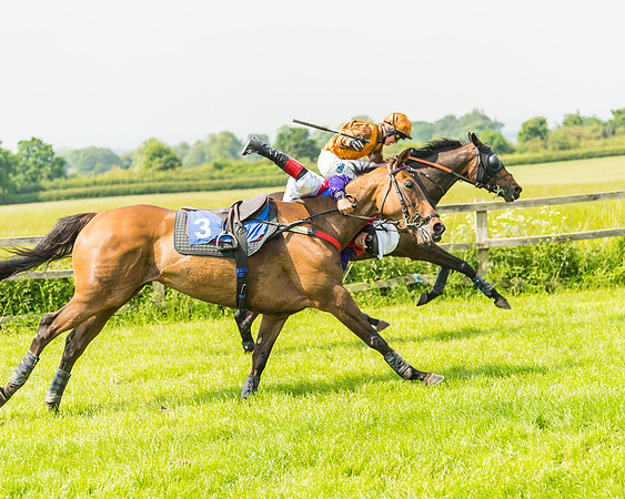 Race 2 - Novice Riders (99 of 131)