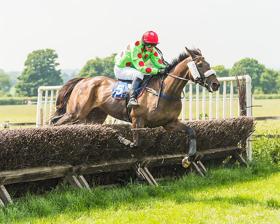Race 2 - Novice Riders (116 of 131)