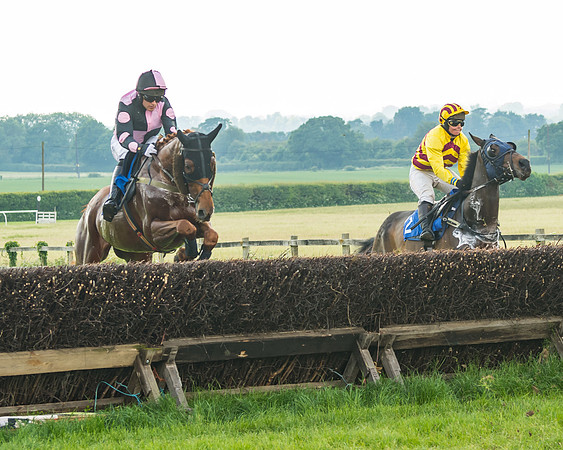 Race 5 - Restricted Race (32 of 74)