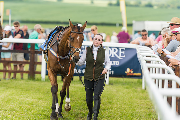 Race 2  - Mares Maiden (9 of 90)