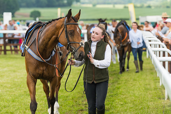 Race 2  - Mares Maiden (10 of 90)