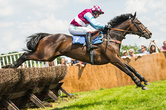 Race 2  - Mares Maiden (57 of 90)
