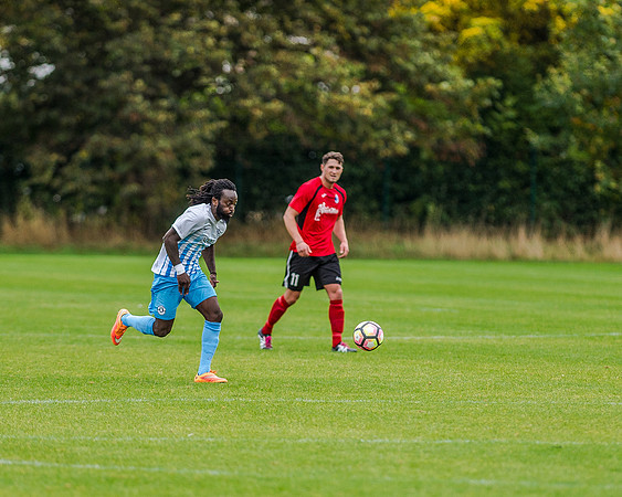 AFC Oaklands 2 v 1 Bengeo Trinity - Warm Up (275 of 297)