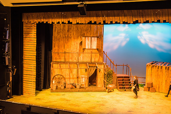 Oklahoma - Tech crew - Set (42 of 86)