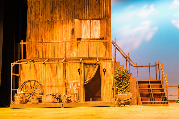 Oklahoma - Tech crew - Set (47 of 86)