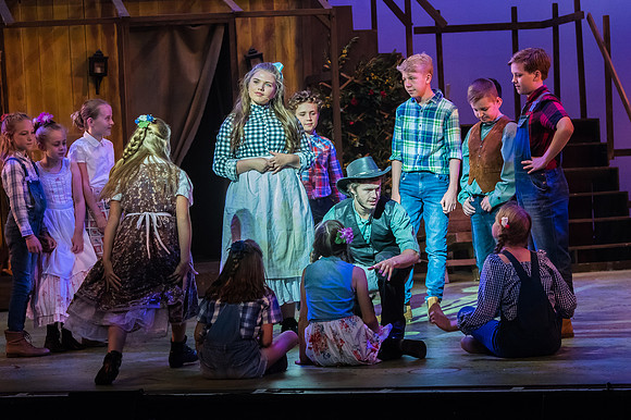 Oklahoma - Act 1 (80 of 1191)