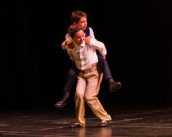 Singing in th Rain -  Thursday - Act 1  (37 of 360)