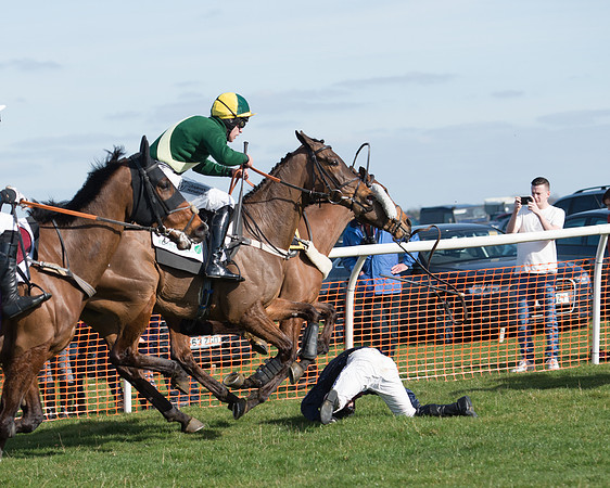 Race 2 - Open Maiden Div 2 (100 of 124).jpg