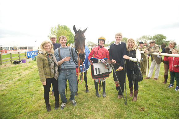 Kimblewick at Kimble Confined Hunts Race