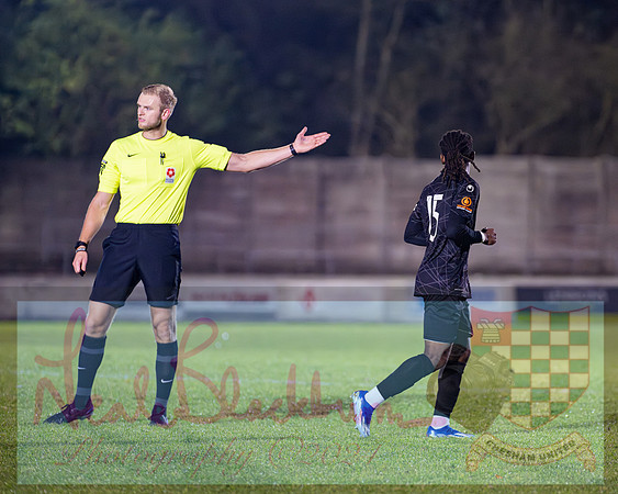 Chesham Utd 3 v 1 Chippenham Town (255 of 416)