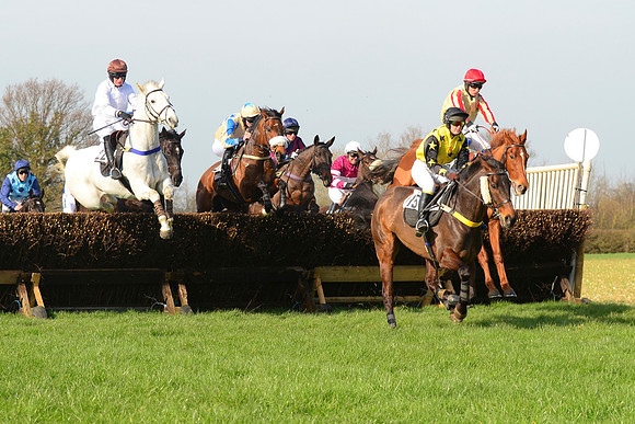 Race 2 Open Maiden Div 1 -  37