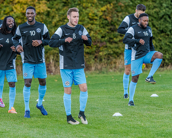 AFC Oaklands v Bengeo Trinity - Warm Up (38 of 109)