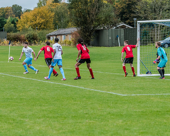 AFC Oaklands 2 v 1 Bengeo Trinity - Warm Up (260 of 297)