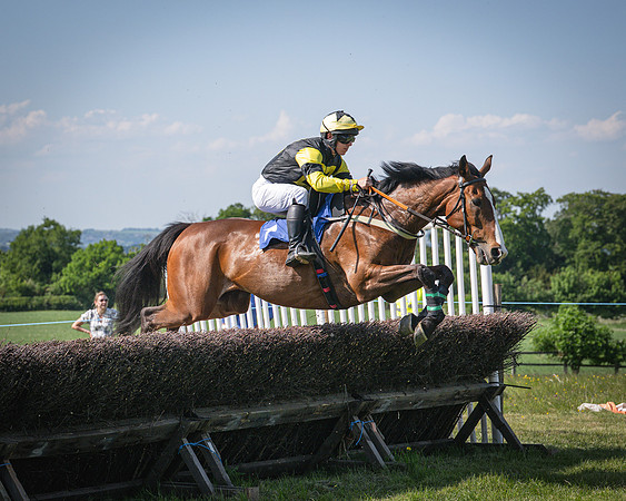 Race 4 Empire De Maulde - Seb Mead winners of The Perry’s of Aylesbury Jaecoo Men’s Open Race (75 of 190)