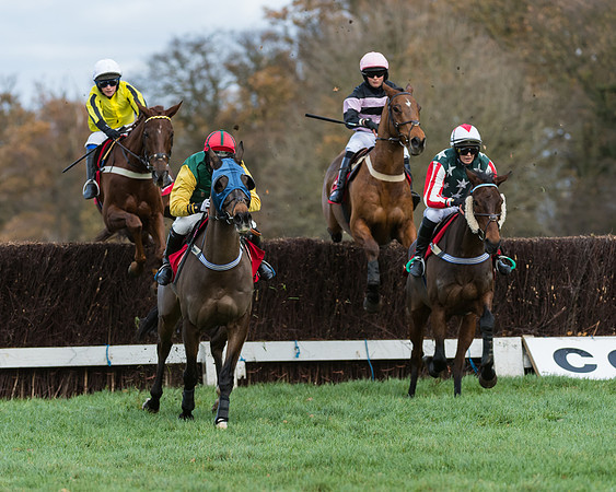 Race 3 - Skinners Ladies Open (23 of 78)
