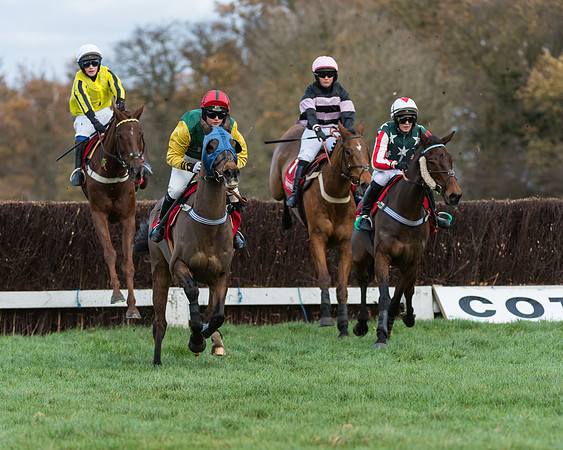 Race 3 - Skinners Ladies Open (24 of 78)