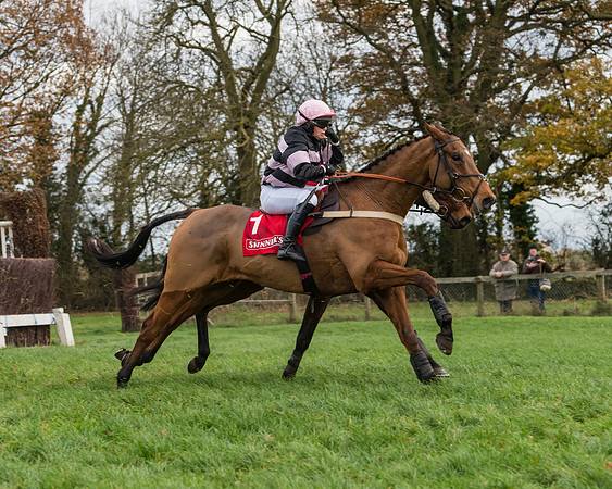 Race 3 - Skinners Ladies Open (43 of 78)