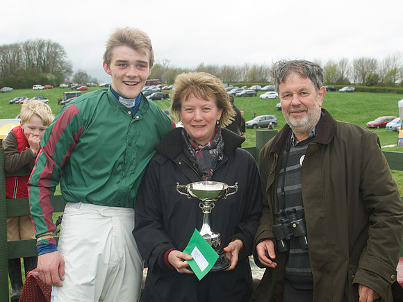 Race 6 - Maiden  100
