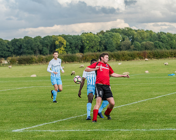 AFC Oaklands 2 v 1 Bengeo Trinity - Warm Up (43 of 297)
