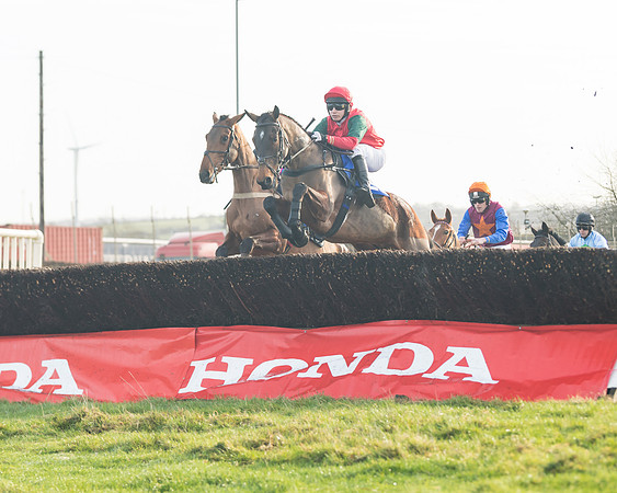 Race 2 - The Young Horse Maiden (19 of 76)