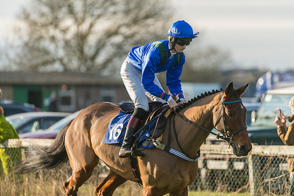 Race 4 - Novice riders (11 of 147)
